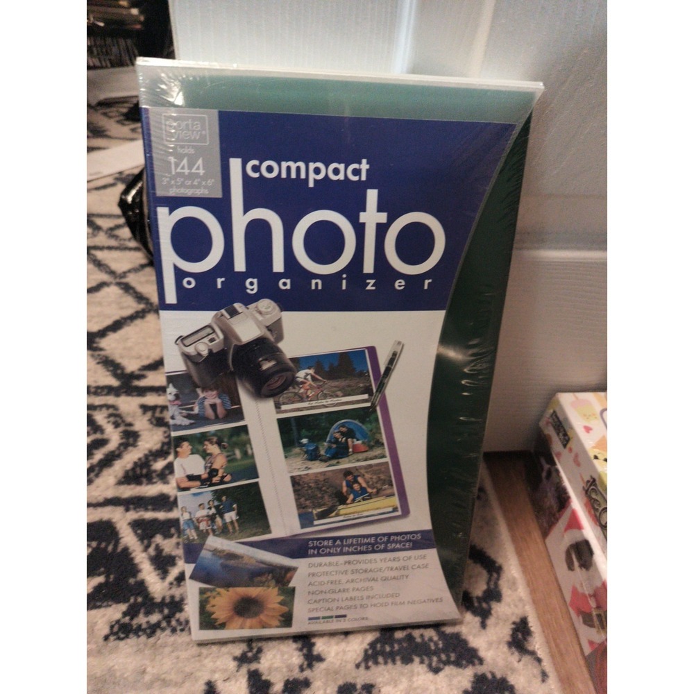 Porta View Compact Photo Organizer 144 Protective Photos Case GREEN 3x5 4x6 New